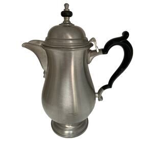 Vintage Oneida Heirloom Pewter Teapot Black Bakelite Handle